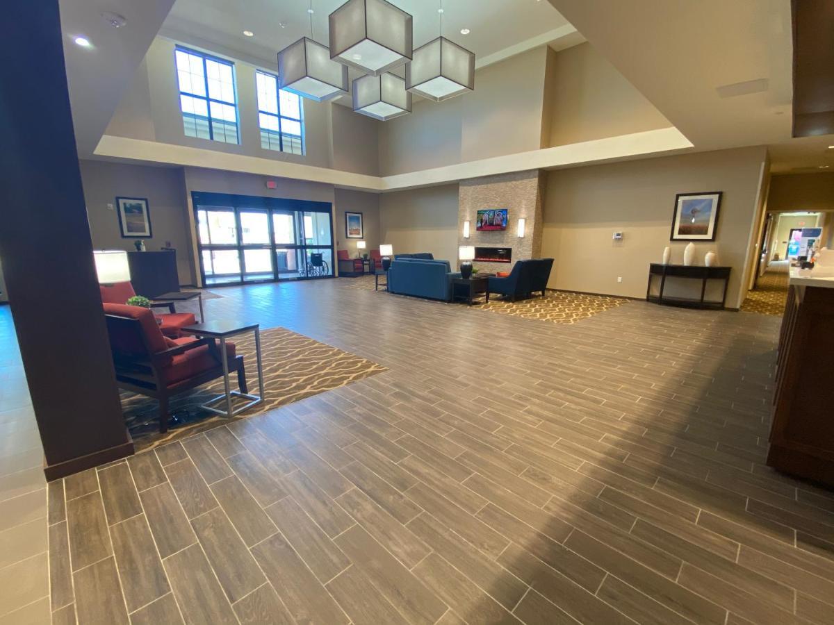 Comfort Suites Midland West Exteriör bild