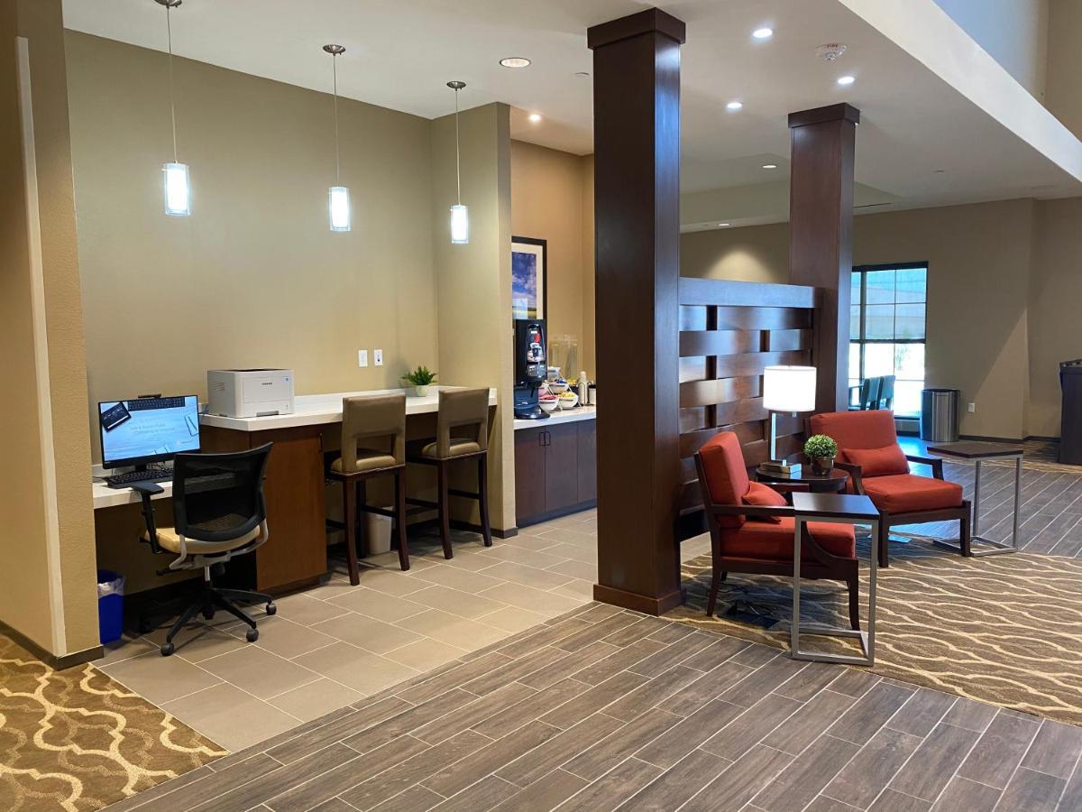 Comfort Suites Midland West Exteriör bild