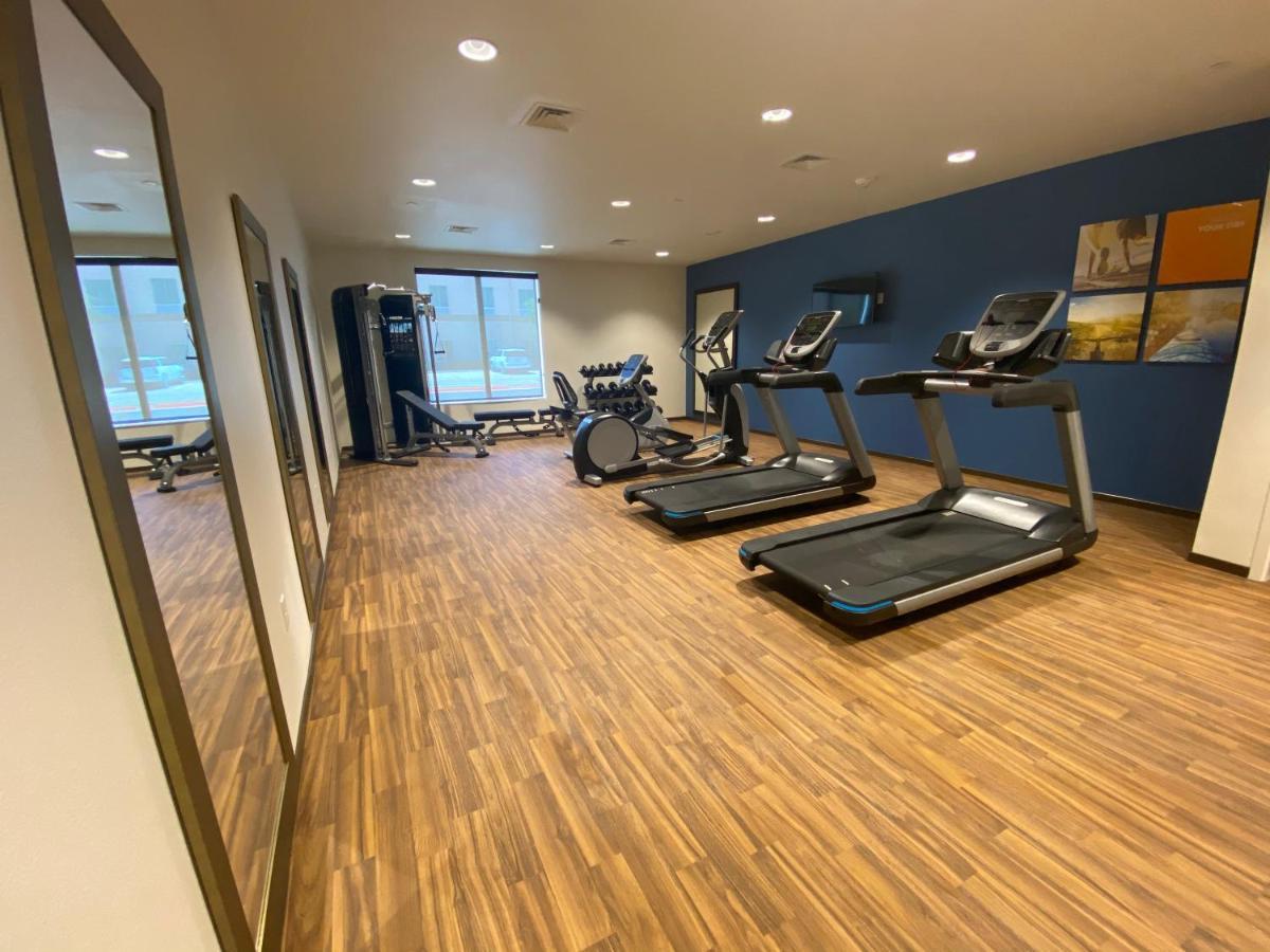 Comfort Suites Midland West Exteriör bild