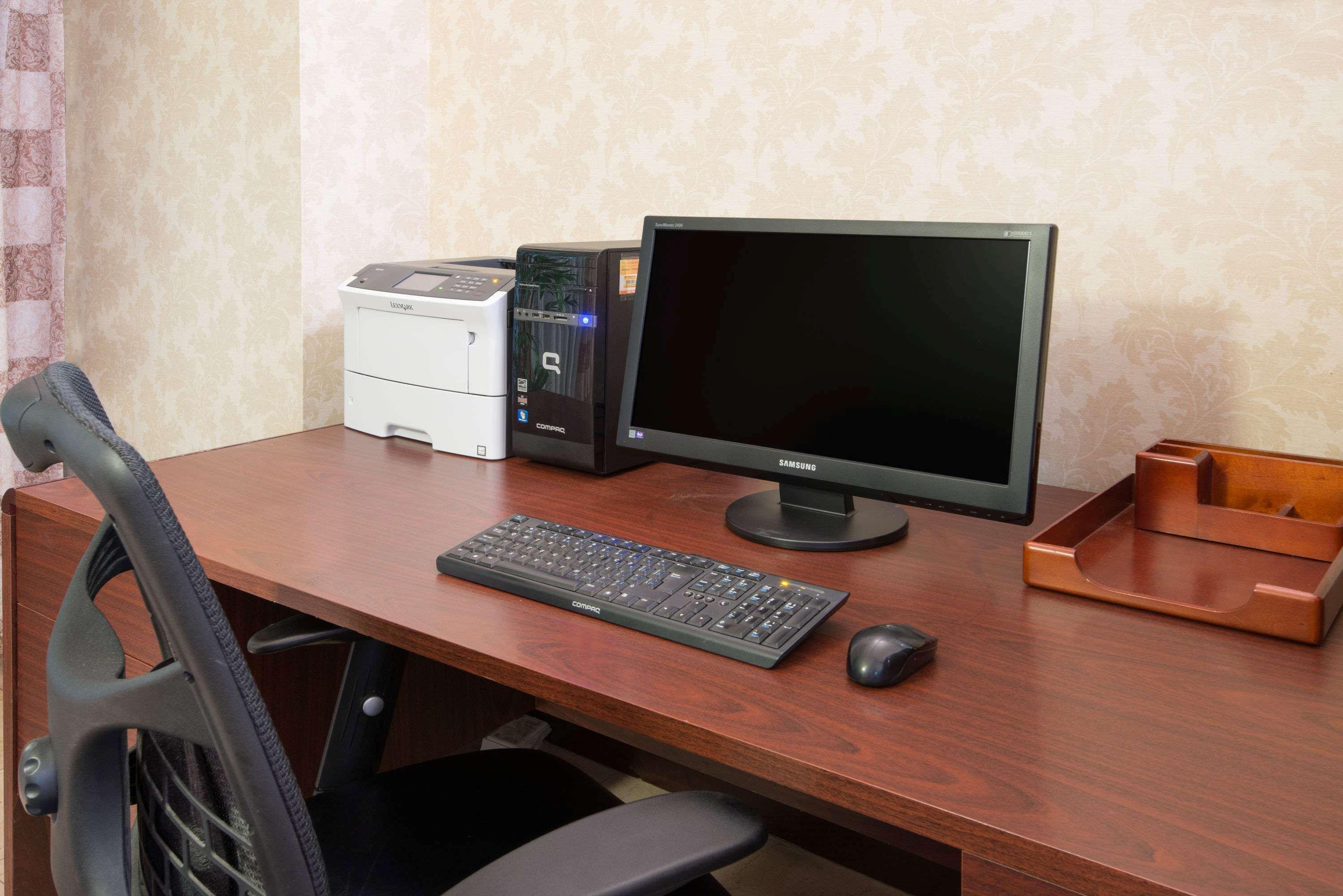 Comfort Suites Midland West Exteriör bild